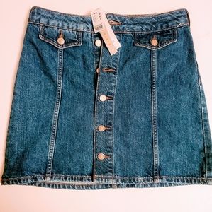 NWT** Denim skirt